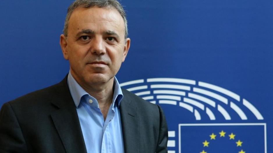 Κώστας Μαυρίδης