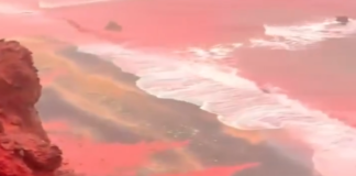 Η θάλασσα του Χορμούζ βάφτηκε κόκκινη