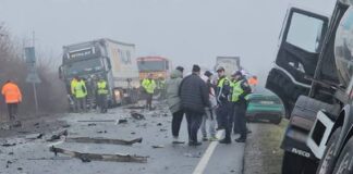Ρουμανία: Φονικό τροχαίο με μίνιμπας οπαδών του ΠΑΟΚ – Επτά νεκροί – Το ενδεχόμενο αδιαθεσίας οδηγού πίσω από την τραγωδία
